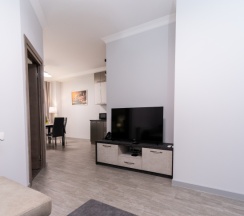 Двухместный люкс двуспальная кровать в Отель Downtown Suites Hotel Yerevan