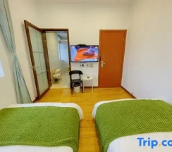 Двухместный номер Standard (2 отдельные кровати) в Shanghai RUYIGE homestay
