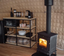 Бежевая сфера в Loko Glamp