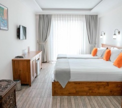 Трёхместный номер Superior в Infinity City Hotel
