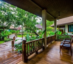 Четырёхместный номер Executive в Naiyang Park Resort