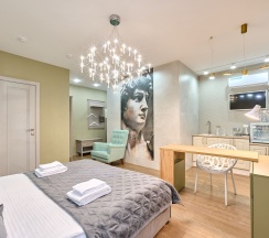 Улучшенный номер с кроватью размера «king-size» в Питер