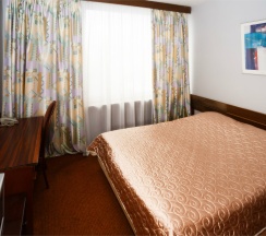 Стандарт с двуспальной кроватью в Юность