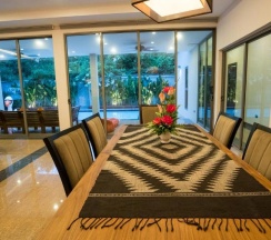 Вилла Deluxe с 5 комнатами в Villa Navin Resort
