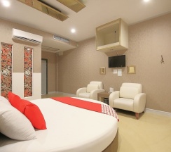 Двухместный номер Superior двуспальная кровать в OYO 1002 Pinklao Resort