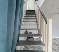 Большой коттедж с сауной на малой территори в Хитрый лис