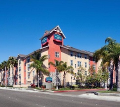 Двухместная студия двуспальная кровать в TownePlace Suites Los Angeles LAX/Manhattan Beach
