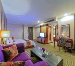 Двухместный номер Luxury Executive двуспальная кровать в The Berkeley Hotel Pratunam