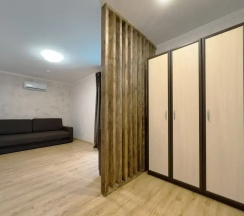 Шестиместные апартаменты с видом на море в Альтаир