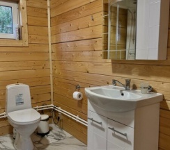 Коттедж 2 спальни в Аленушка