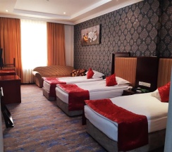 Трёхместный номер Comfort в Royal hotel