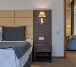 Senior Suite в Central City