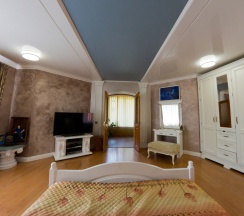 Коттедж с 2 комнатами в Наратэй