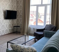 Двухэтажные апартаменты в центре в Как Дома 05