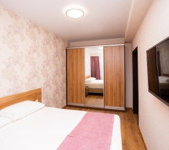 Семейные двухкомнатные апартаменты в Alba inn apartments