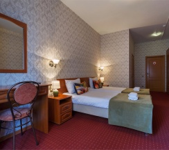 Двухместный комфорт (2 раздельные кровати) в Попов