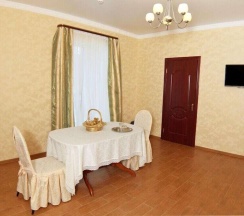 Четырёхместный номер Standard в Dasn hall
