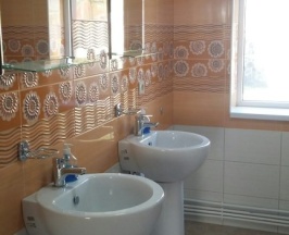 Четырёхместный номер Economy с красивым видом из окна в Буревестник