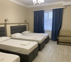 Пятиместный номер Standard в Амаро