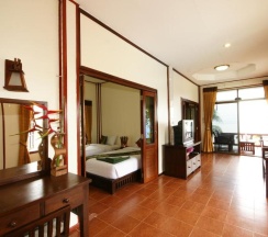 Семейный номер Standard в Tharathip Resort