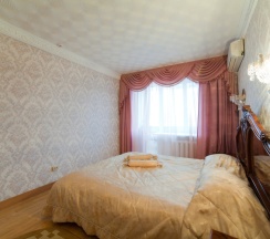 Люкс с 2 комнатами с балконом и рядом с пляжем в У Лукоморья