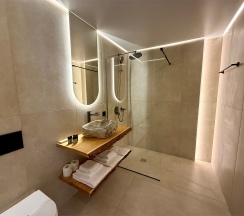 LUMO Вилла в Pinewood resort&SPA