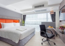 Одноместный номер Standard с 2 комнатами односпальная кровать в Grand 5 Hotel & Plaza Sukhumvit Bangkok