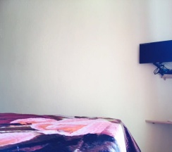 Двухместный номер Economy двуспальная кровать в Инкит