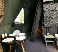 Купол №1 Зеленый (2 взрослых максимум + 2 детей) в Barkwood