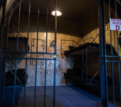 Кровать в общем номере в Alcatraz Jail-Hostel