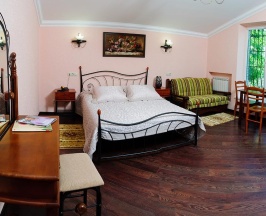 Комната улучшенный стандарт Корпус А в Первый доходный дом