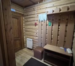 Двухместный номер в деревянном коттедже с сауной и камином в Колыба