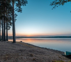Коттедж с 2 комнатами рядом с пляжем в Громово парк