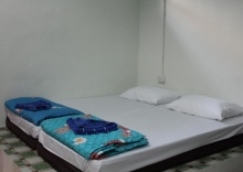 Четырёхместный номер Economy в Arroz Hostel at Chaba Lanta