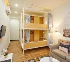 Трёхместный номер Family в Meego Qingwen Hotel