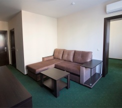 Стандартный двухкомнатный номер на четверых в V&V