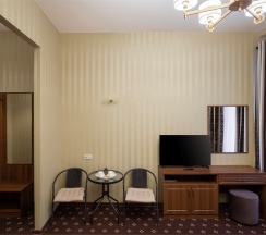 Двухместный Делюкс с одной двуспальной или двумя односпальными кроватями в My Favourite Garden Hotel