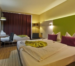 Трёхместный номер Business в Hotel Demas City
