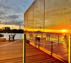 Зеркальный дом - первая линия в F911