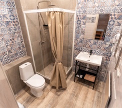 Двухэтажный коттедж с балконом и терассой в Домус.море