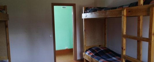 Кровать в 8-местном общем номере в Судовая гора
