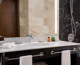 Двухместный номер Deluxe 2 отдельные кровати в Hilton Astana