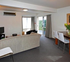 Семейный люкс с 2 комнатами в Casino Court Motor Lodge
