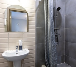 Улучшенный номер с 1 кроватью или с 2 раздельными в Hotel 55