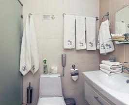 Трехместный номер с балконом в Санмаринн