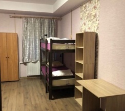 Место в десятиместном общем номере в Rest