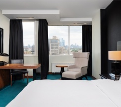 Улучшенный номер с видом на город в Radisson Blu Belorusskaya Hotel Moscow