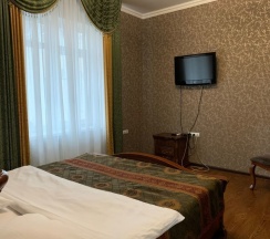 Полулюкс 15 в Снежная королева