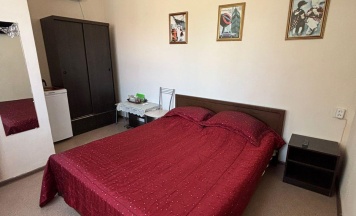 Комната стандарт №8 в Виктория