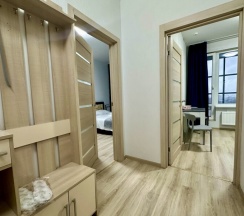 434 Семейный однокомнатный номер с балконом и кухней. в Nv Hotel